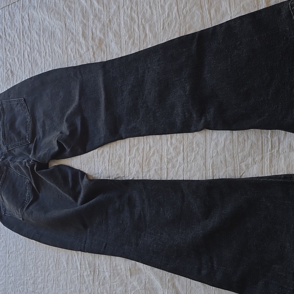 Abercrombie & Fitch The Skinny High Rise Curve Love Jeans - Picture 12 of 15